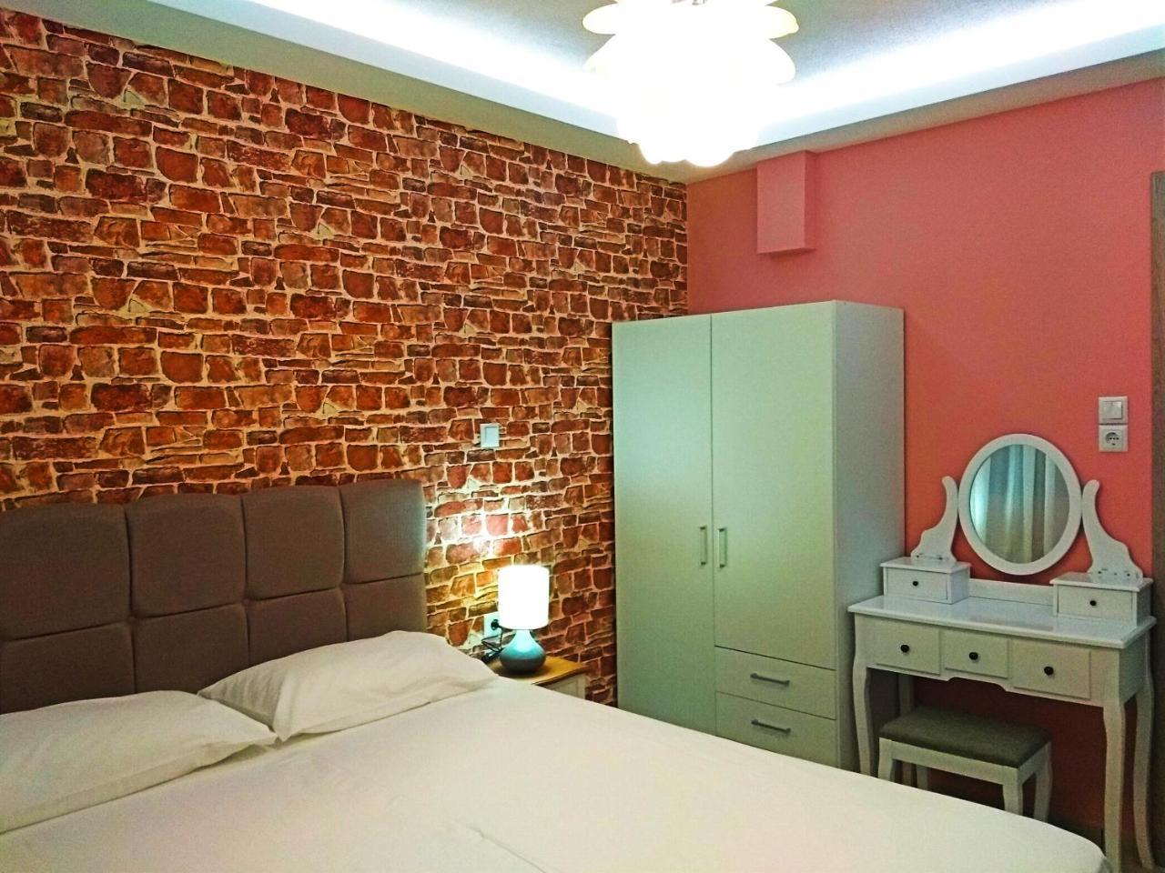 Iros Apartment Néa Péramos 外观 照片